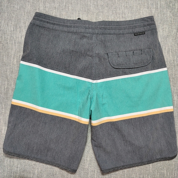 Vissla The Point Board‎ Shorts Size 30 Small 19.5" Blue Gray Striped Surf Swim - Picture 2 of 12